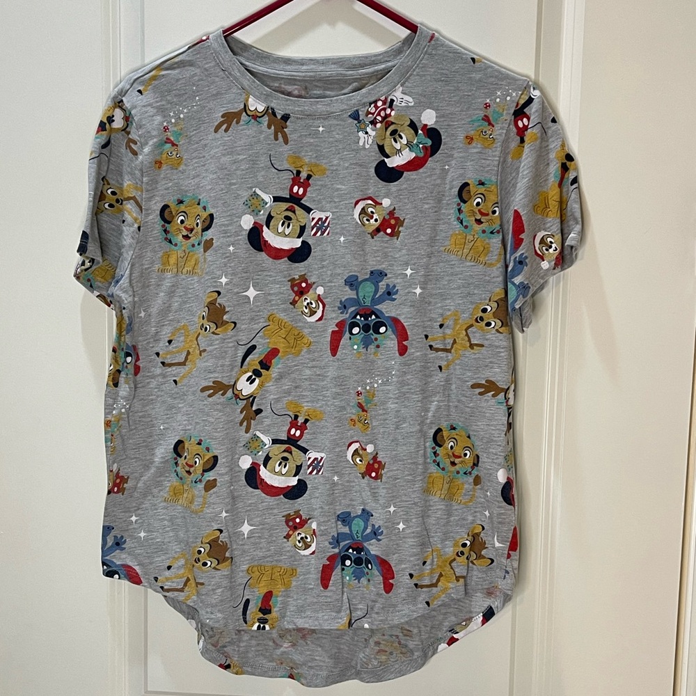 Disney 100 Christmas T-Shirt Gray Crew Neck with Characters Size XL